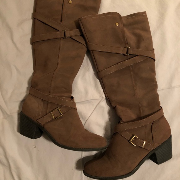 Boots - Picture 2 of 2